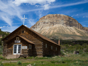 Americana 6: Cowboy Chapel
