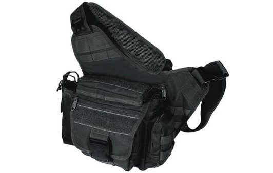 UTG TACTICAL MESSENGER BAG - BLACK