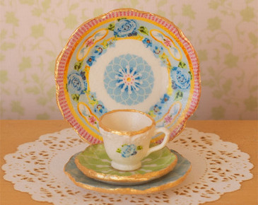 Make your own 1:12 dollhouse miniature "china" dishes with decals