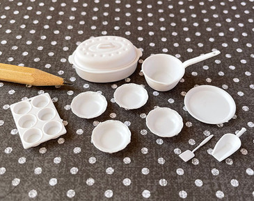 Plastic Kitchen Goodies - CLOSEOUT