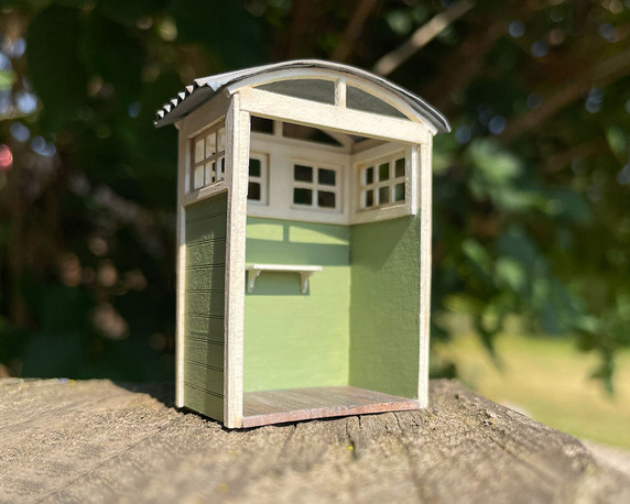 Quarter Scale 1:48 Bathhouse Kit