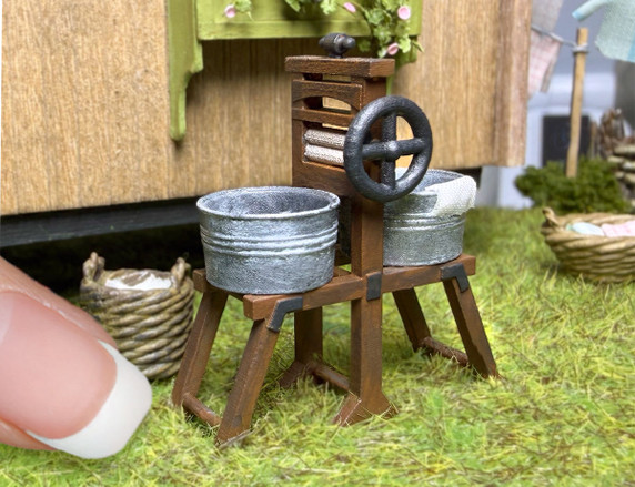 1:48 quarter scale dollhouse miniature wringer washer and laundry tubs, unpainted quarter scale hobbyist kit.