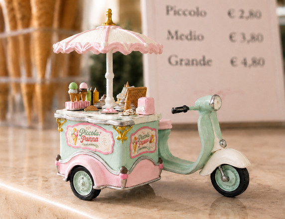 Piccolo Pana 1:24 scale miniature Italian gelato scooter and cart resin kit with gelato cones, signs, and vintage accessories.