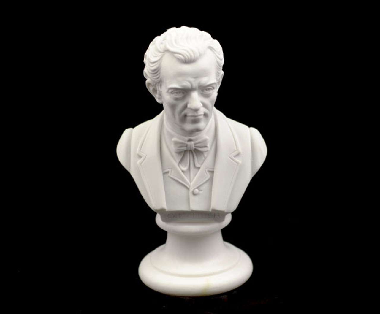 Bust (Italian) Crushed Marble 15cm -G.Mahler