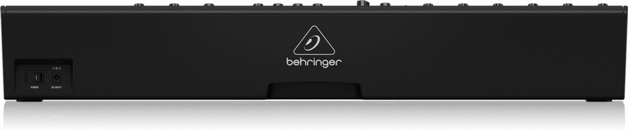 The Behringer Bi-Phase Analog Phase Shift Pedal