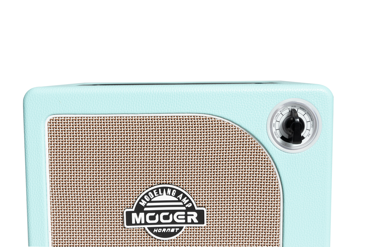 Mooer 'Hornet' 15 Watt Modelling Combo Amplifier (Green)