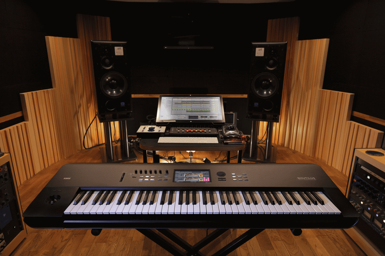 KORG NAUTILUS 61 NOTE WORKSTATION