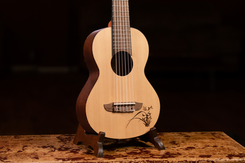 ORTEGA Mini Travel Series 1/8 Guitar 6-String - Natural