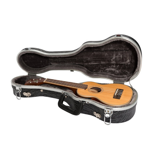 https://cdn.shopify.com/s/files/1/1636/6967/products/Tiki-Deluxe-Shaped-Soprano-Ukulele-Flight-Case-GreyBlack-UHC-S-GRYBK-3_c6a93e45-516b-41d8-8a47-5b06a52bd66f.jpg?v=1629223738