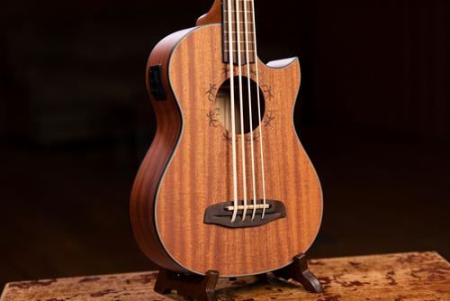ORTEGA Lizard Series Short Scale Fretless Uke Bass 4 String - Solid Mahogany Natural + Bag