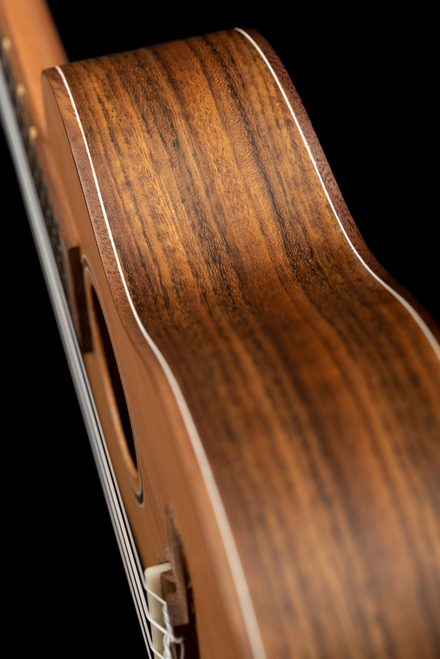 ORTEGA Timber Series Concert Ukulele 4 String Lefty - Solid Cedar / Walnut Natural + Bag