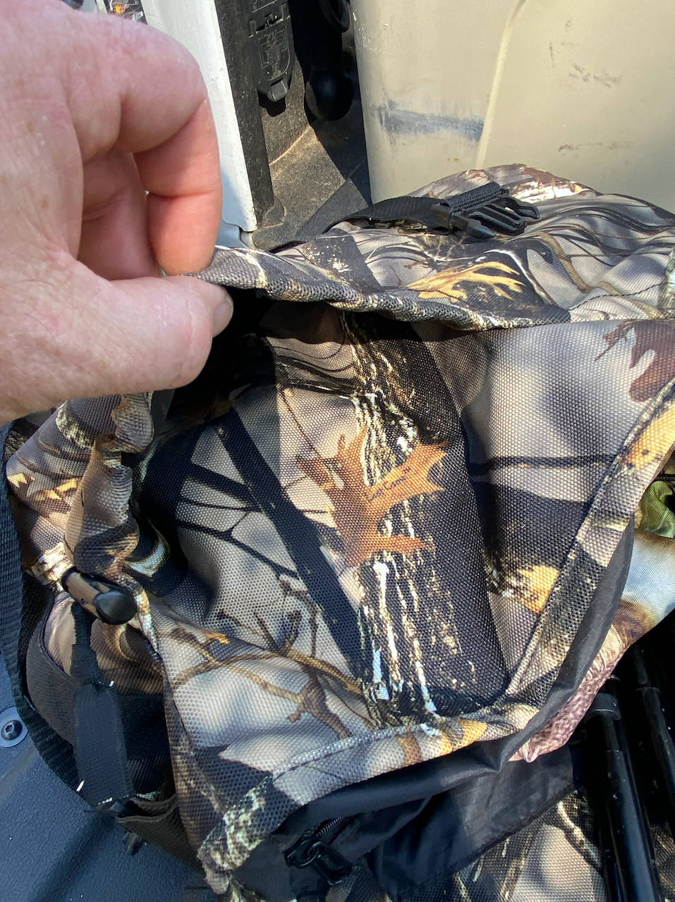 Whitetail Decoy Bag
