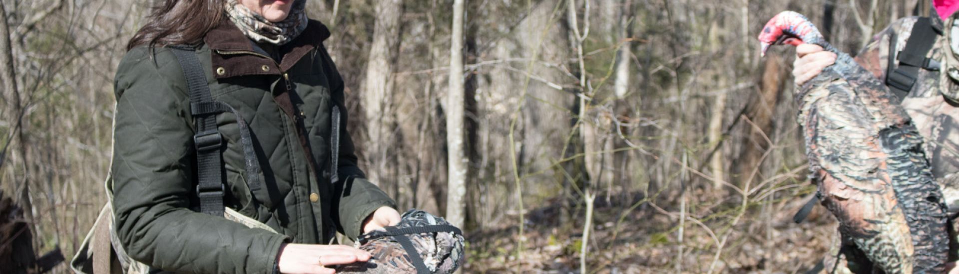 3 EASY WAYS TO CARRY TURKEY DECOYS Montana Decoy