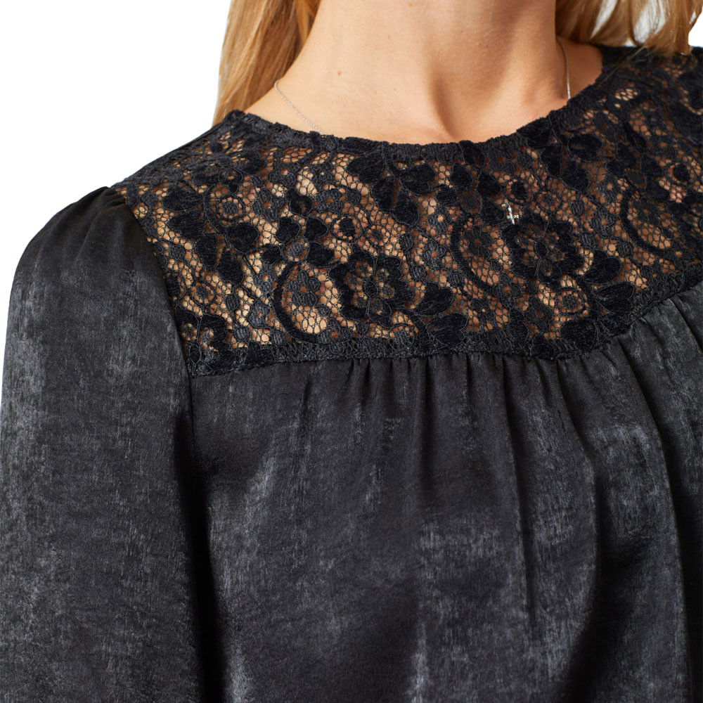 Women's Mystree Lace Mix Satin Blouse | Eagle Eye Outfitters