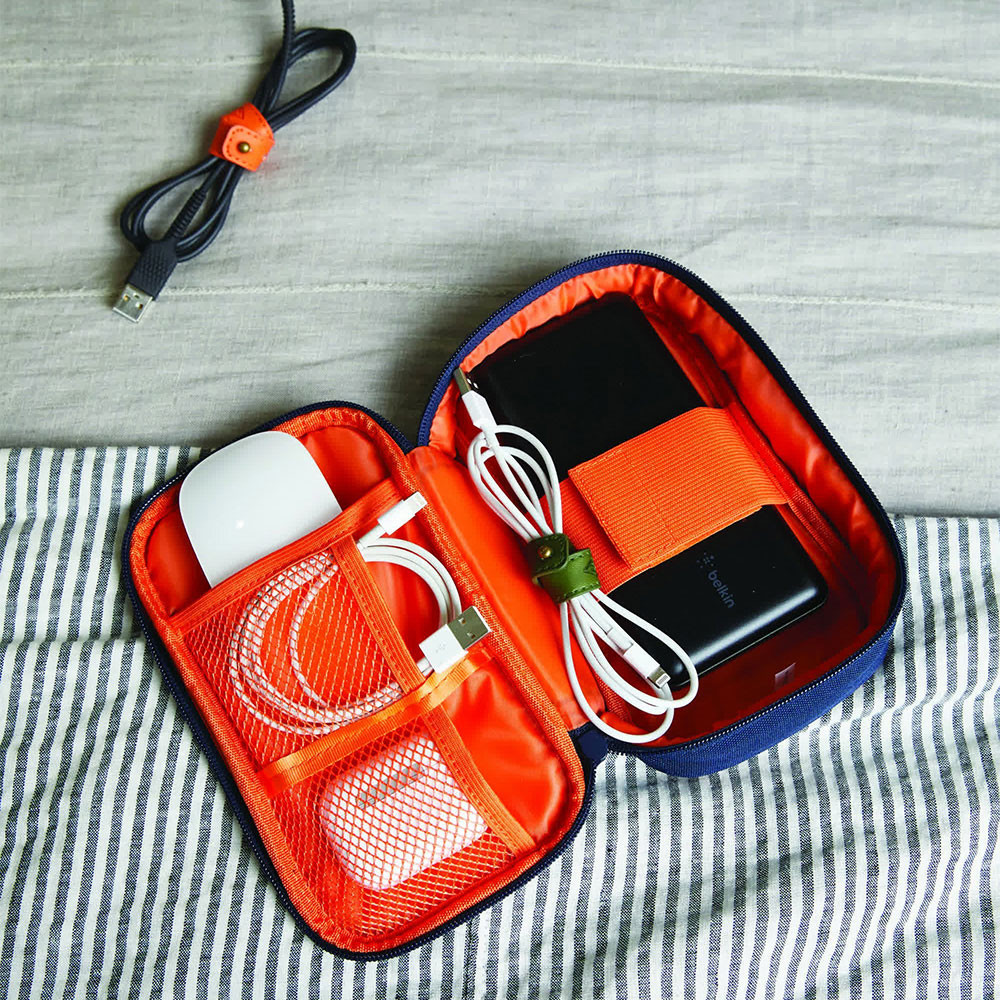 Gentlemen's Hardware Tech Tidy Case - Thumbnail 2