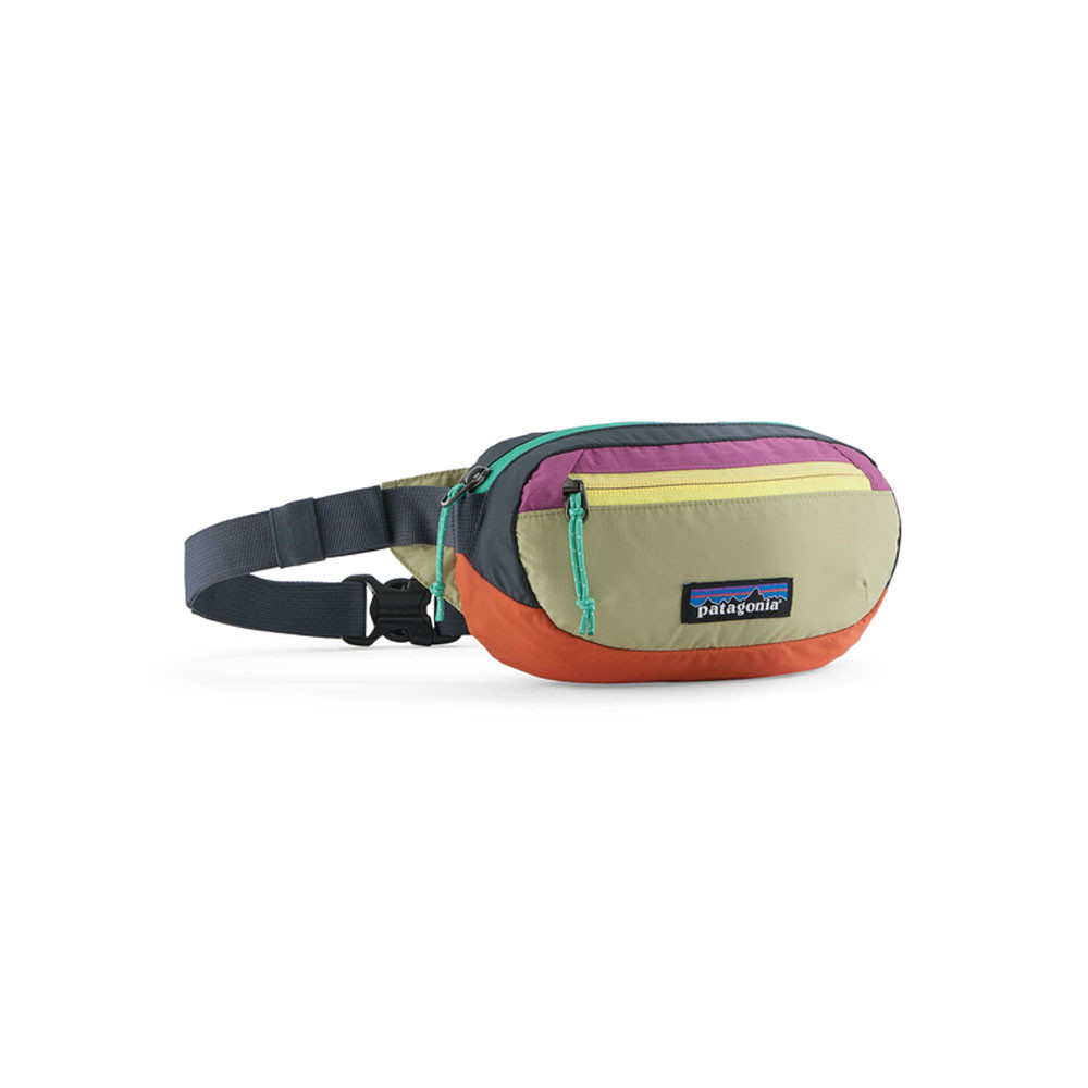 amazon patagonia bag Black Hole Duffel 70L Berry Fig a fly patch on Colour:Surf Activism Patches:Tidepool Blue Vintage Patagonia Backpack Yellow PO_9964