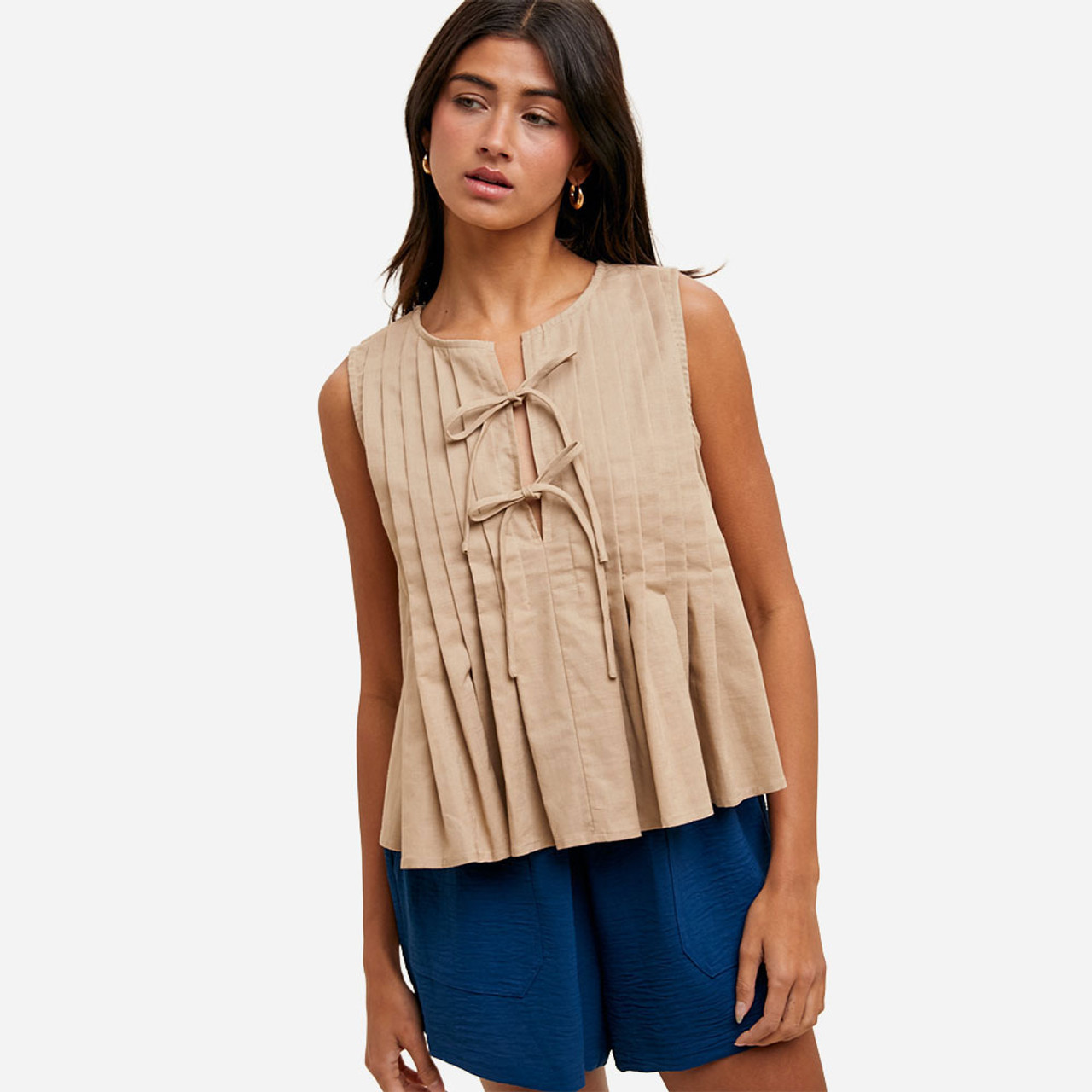 Women's Wishlist Eyelet Tied Pleated Tank Top | Eagle Eye