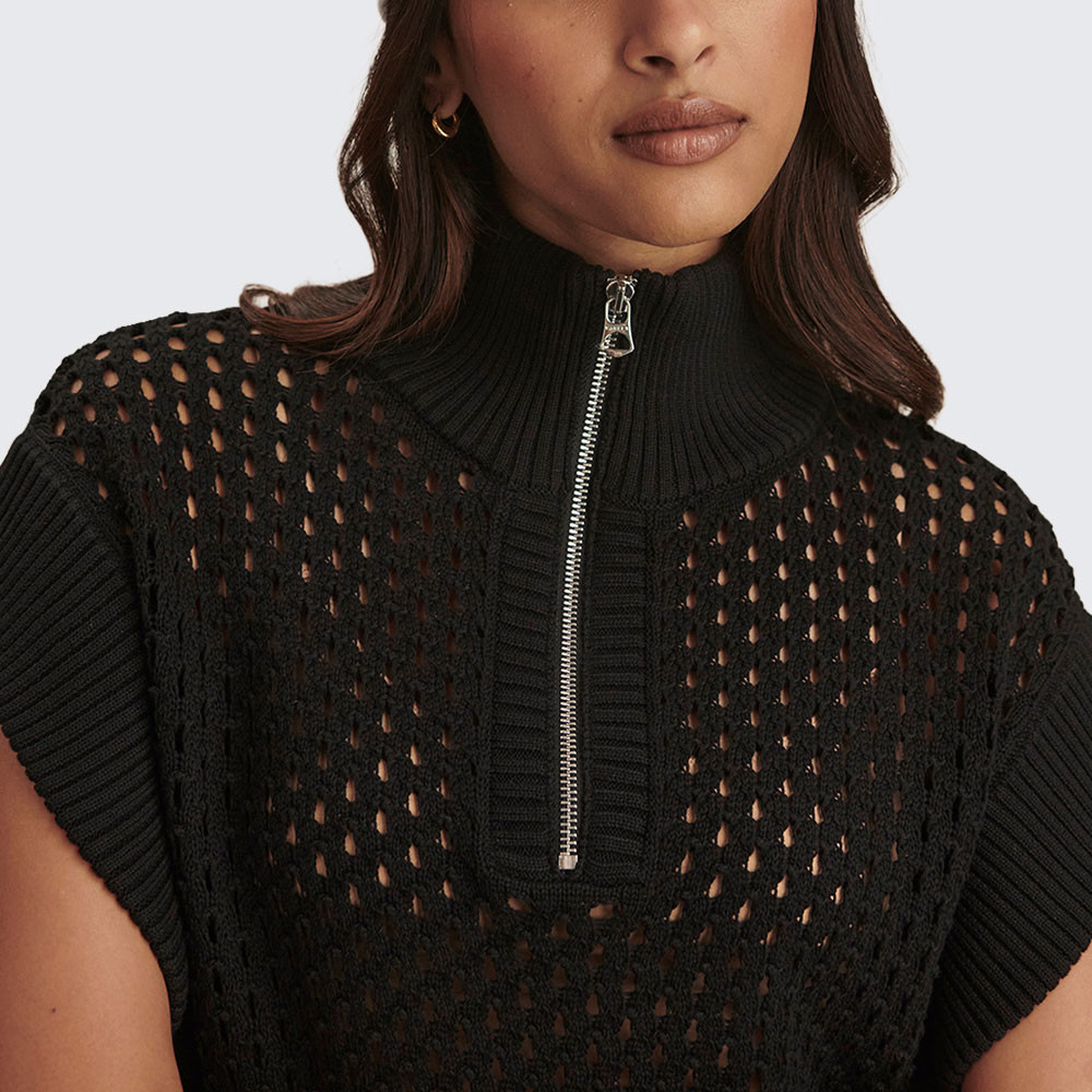 Women's Varley Gaines Half Zip Pullover - Black | Eagle Eye Outfitters