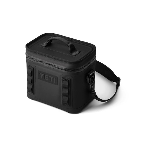Yeti Hopper Flip 8 Soft All Black Cooler closed