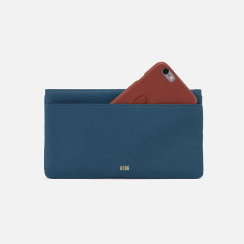HOBO Lumen Continental Wallet Peacock Feather Blue Front HOBO Lumen Continental Wallet Peacock Feather Blue Front