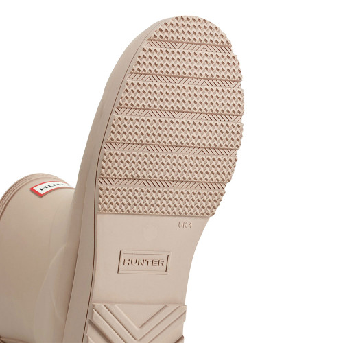Women's Hunter Play Short Boot Medium Natural Traction