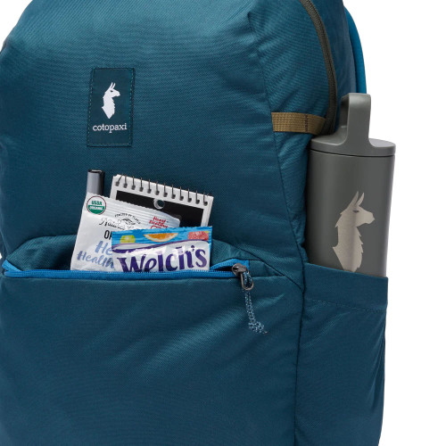 Cotopaxi 26L Chiquillo Backpack Abyss Pocket Detail