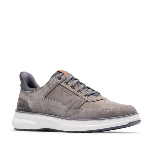 Men's Clarks Mullan Easy Leather Sneakers - Grey Front Angled View