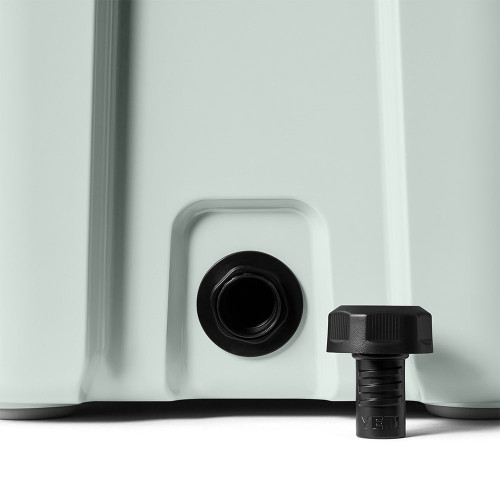 YETI Roadie 24 2.0 Hard Cooler - Ridgeline Drain Detail