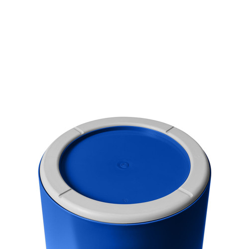 YETI Loadout Bucket - Royal Blue Bottom