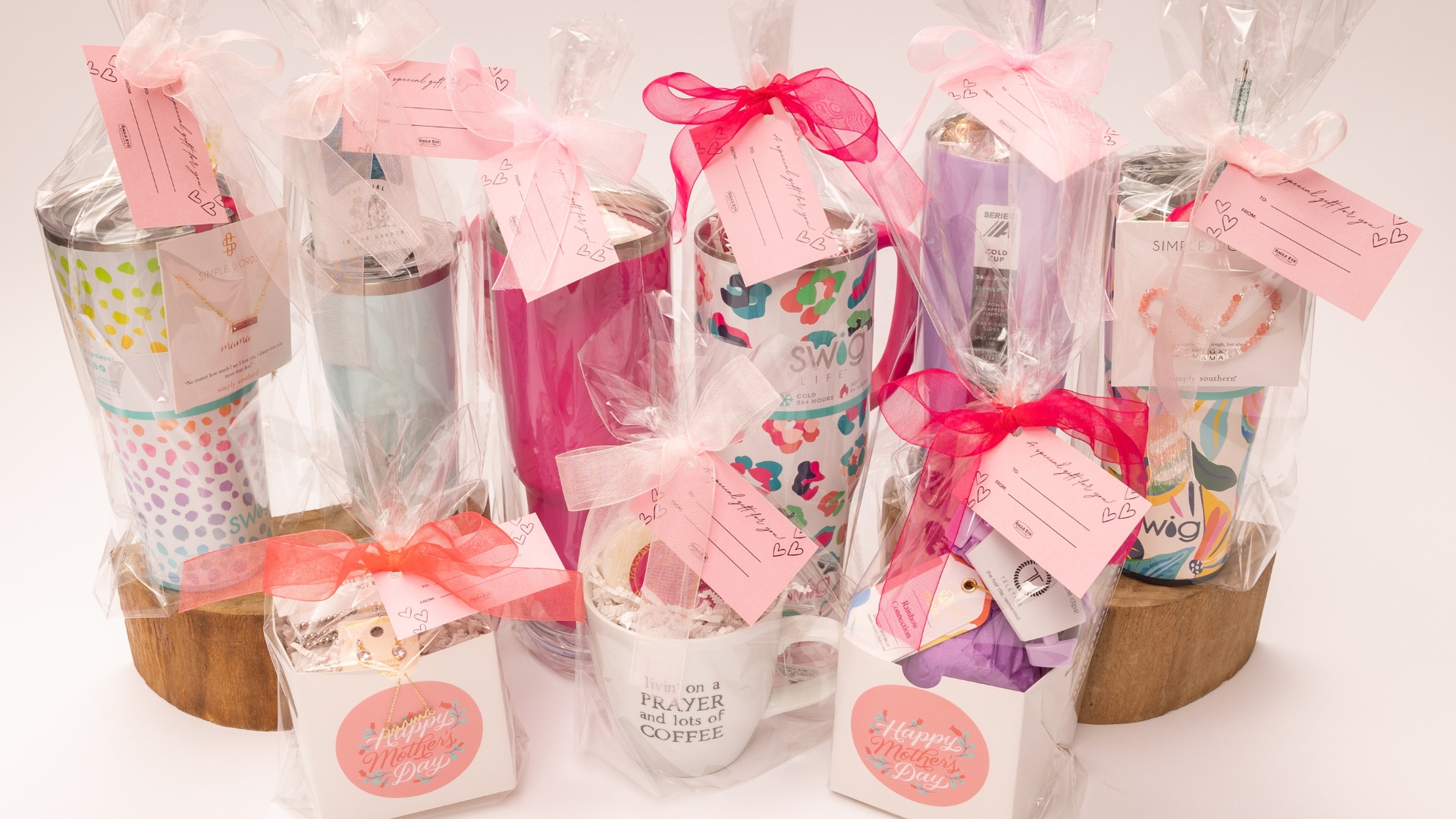 Inexpensive Mother's Day Gifts for a Crowd - An Alli Event