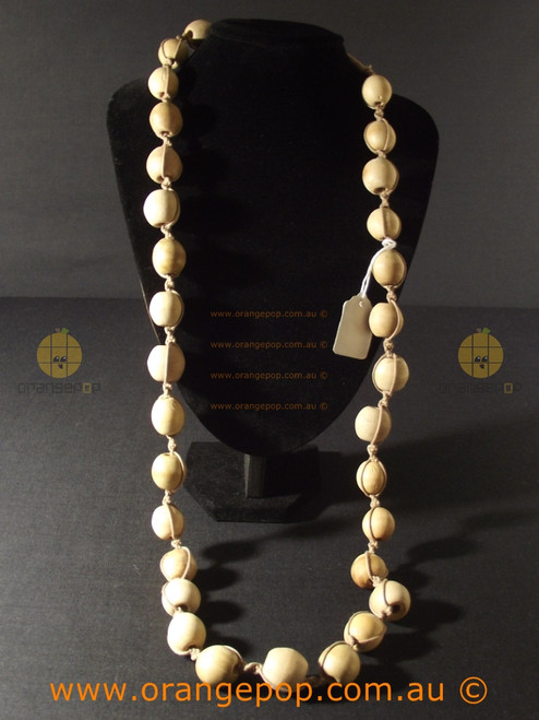 Wooden beaded fashion necklace