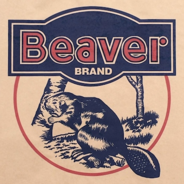Beaver 6 Grain Hen Scratch - Nutritious grain blend for backyard hens, promoting natural foraging