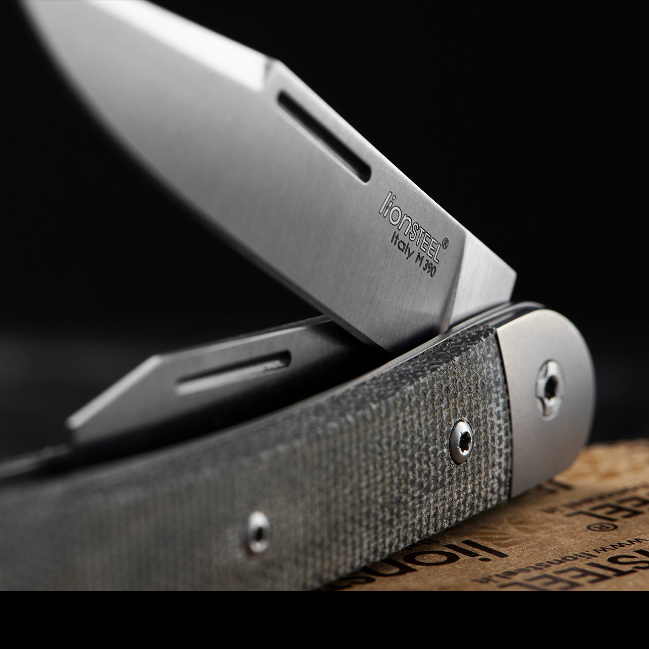 LionSteel Jack 2 Micarta