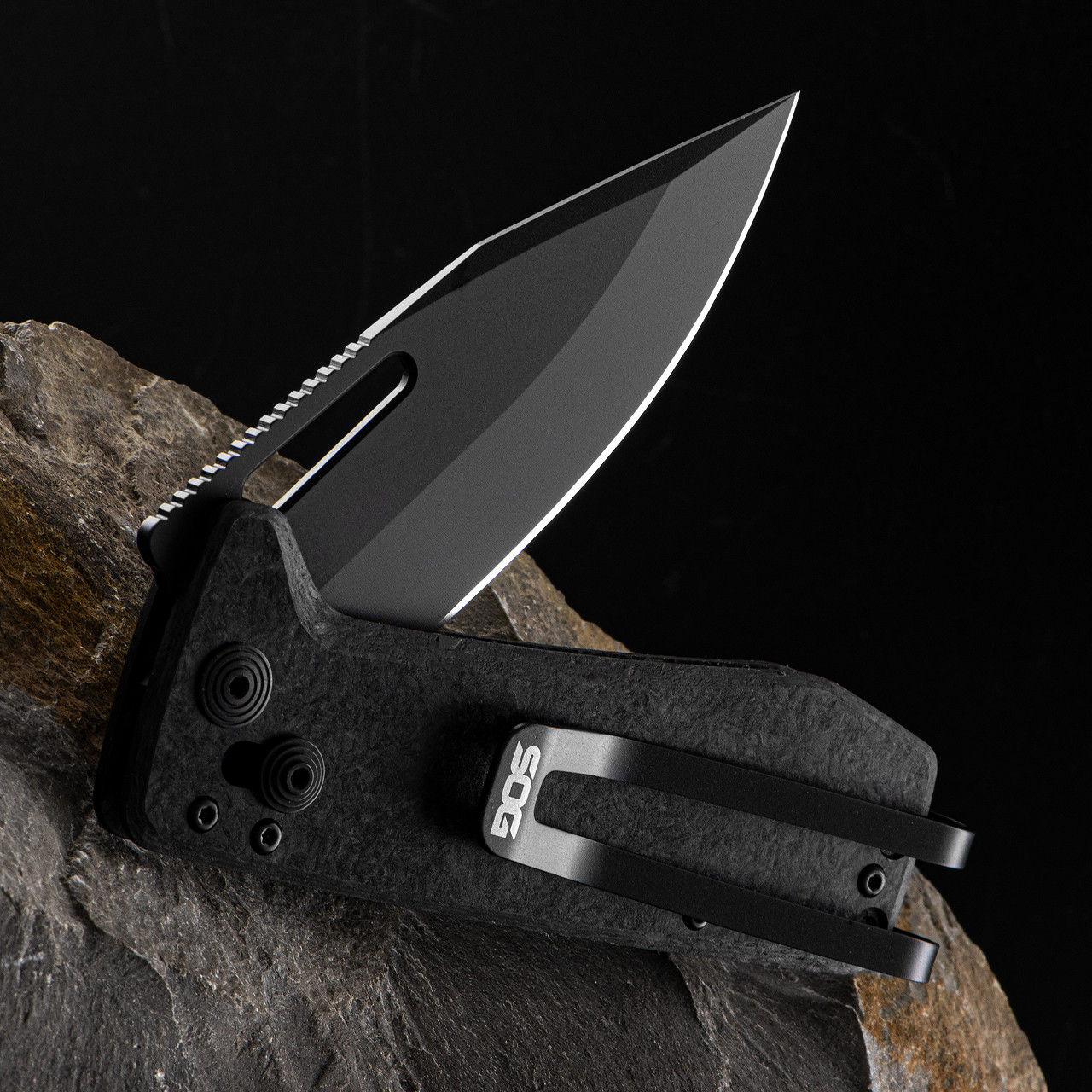 SOG Ultra XR XHP Blackout Folding Knife