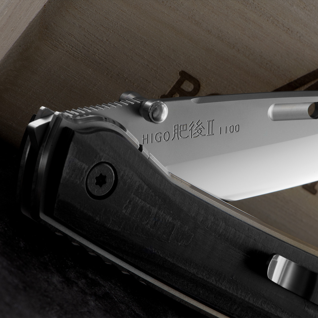 Rockstead Higo II Ti Carbon Fibre ZDP Blue Folding Knife