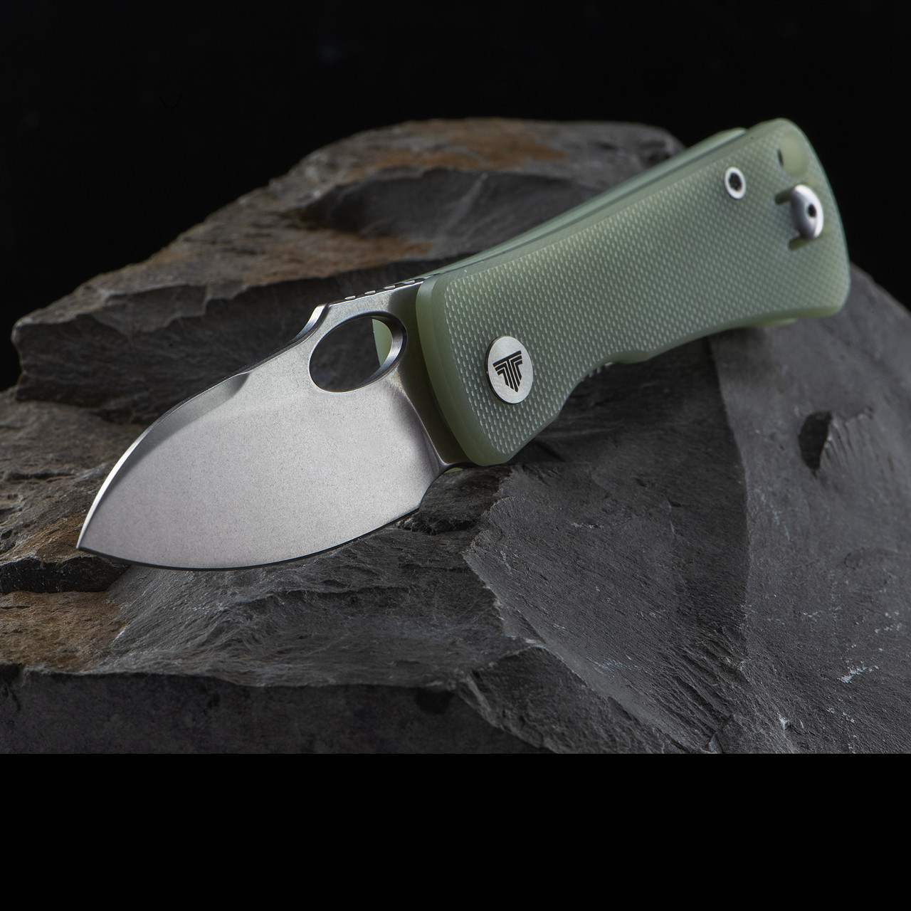 Trivisa Andromeda Linerlock Jade Folding Knife | Heinnie Haynes