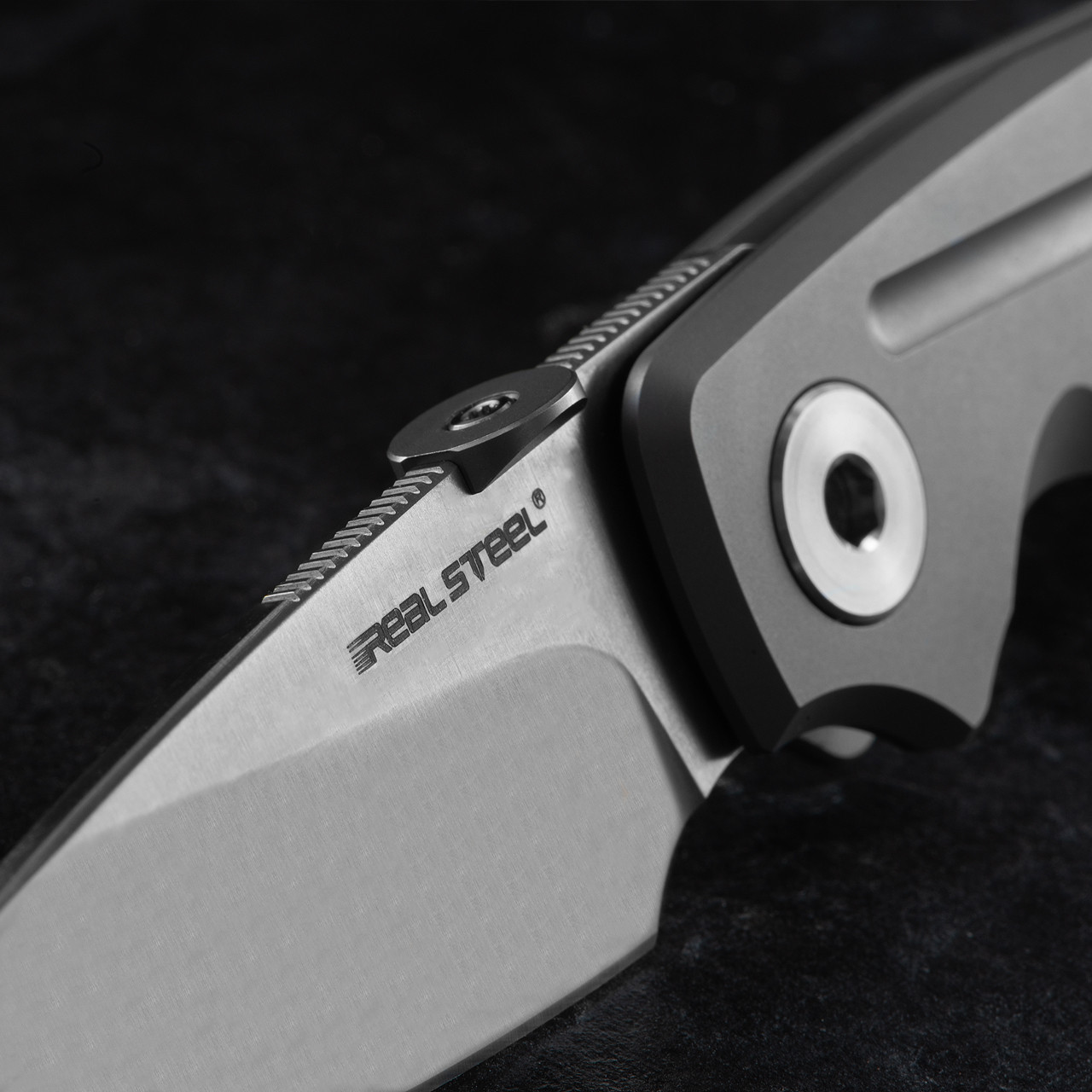 Real Steel 2600 Delta Frame Lock TC4 Folding Knife | Heinnie Haynes