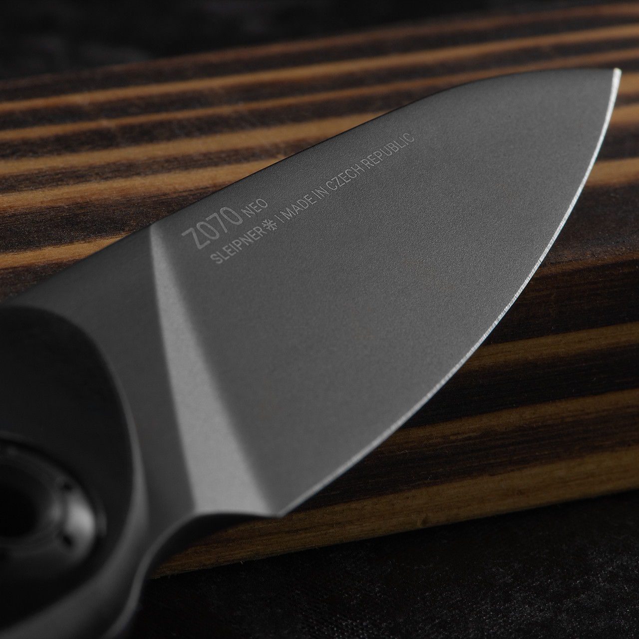 ノンタ Acta Non Verba Z070 DLC Folding Knife | Heinnie Haynes