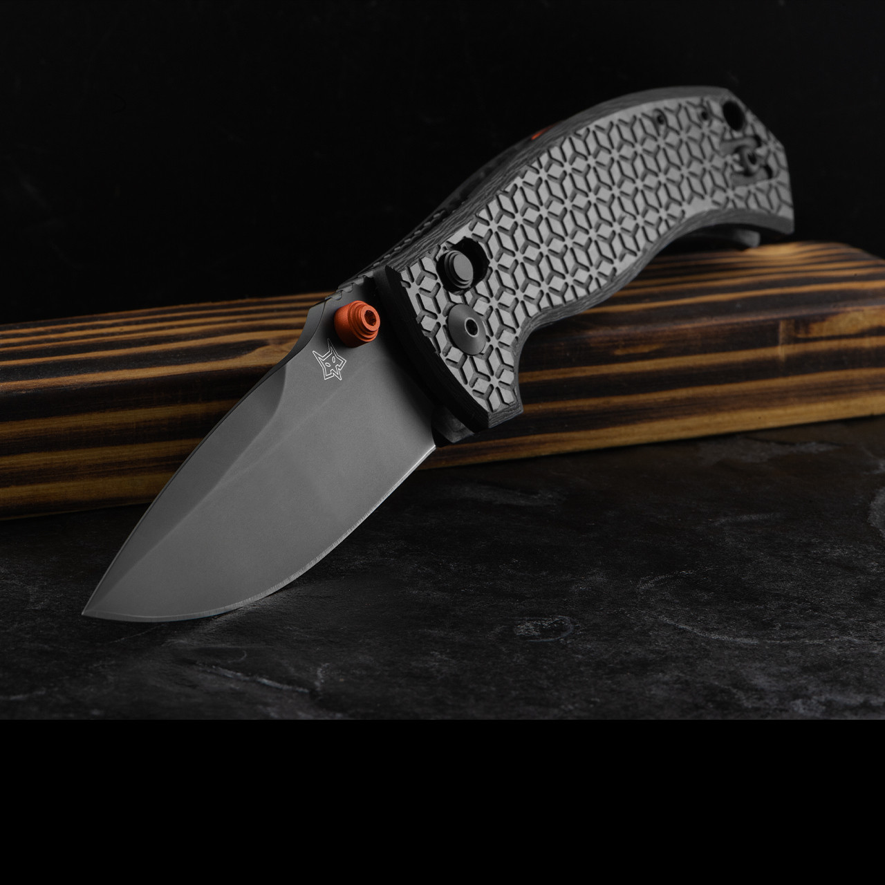Fox Anzu Carbon Fibre Folding Knife | Heinnie Haynes