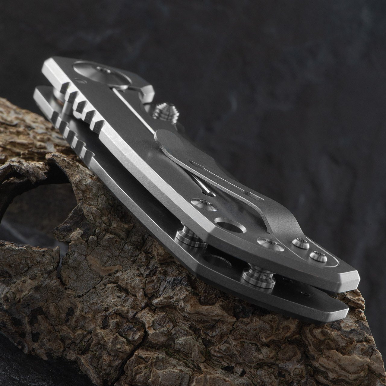 Spartan Harsey Titanium Folding Knife | Heinnie Haynes