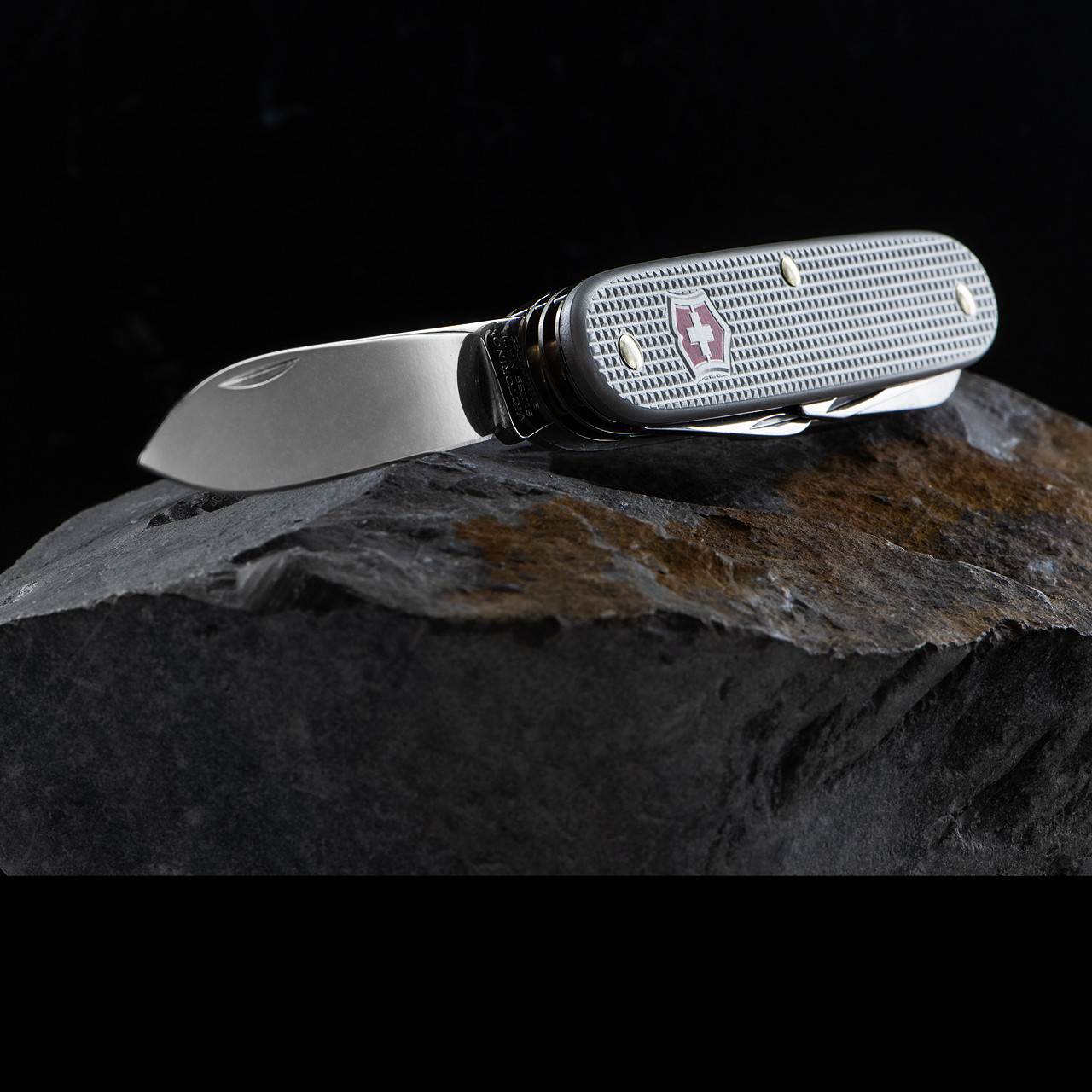 Victorinox Army 7 | Heinnie Haynes