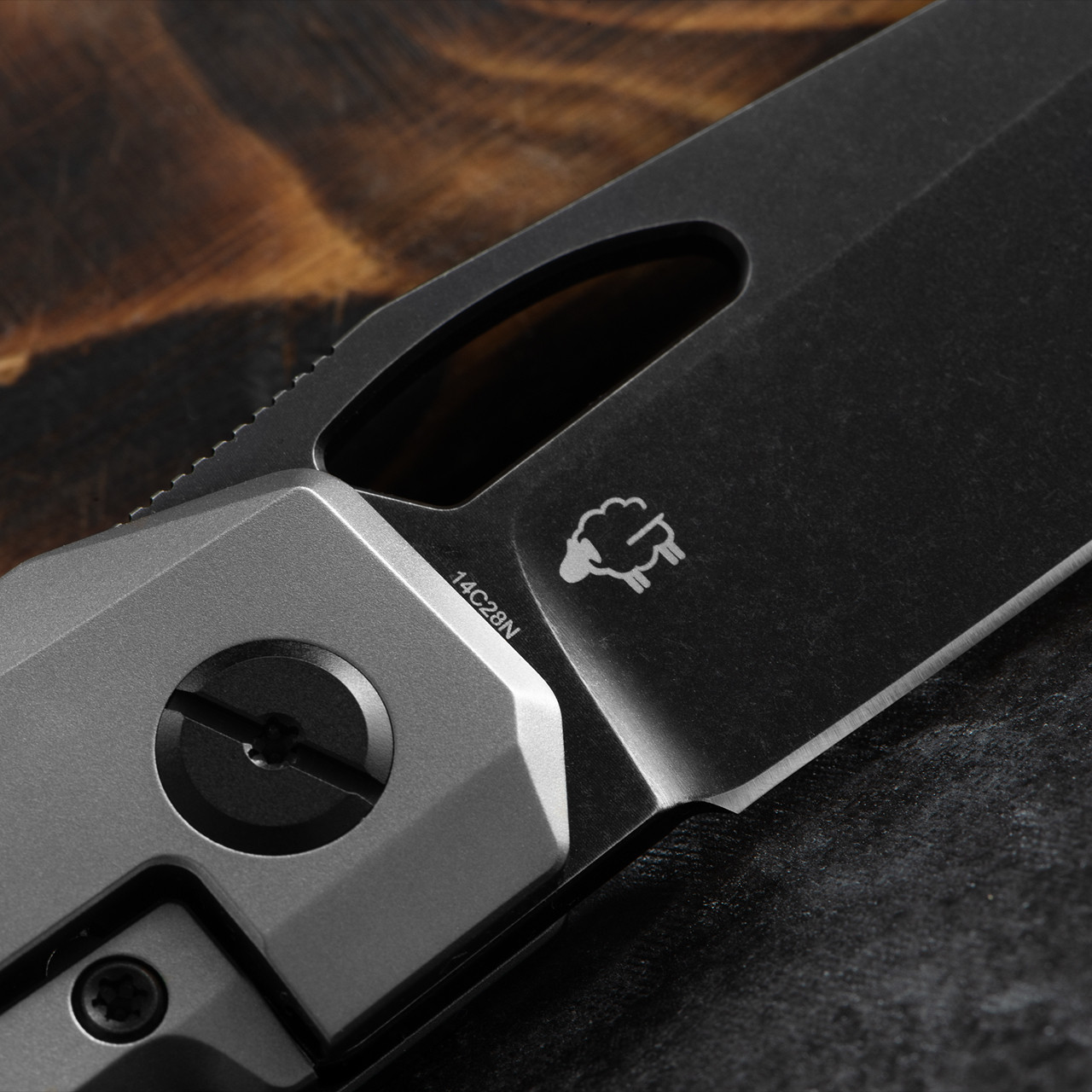 Kubey Verijero Framelock Ti Folding Knife | Heinnie Haynes