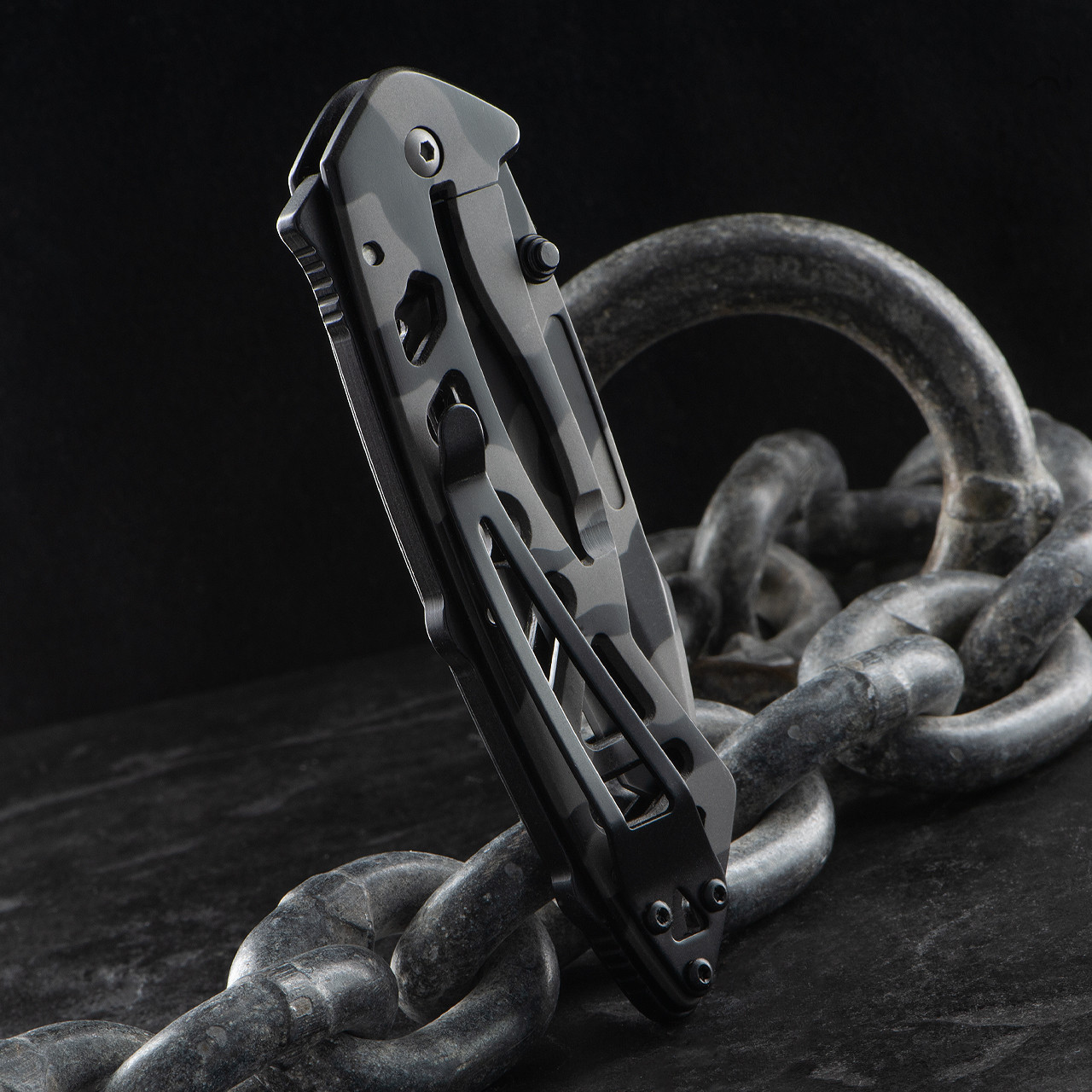 Buck 870 Bones Tiger Camo | Folding Pocket Knife