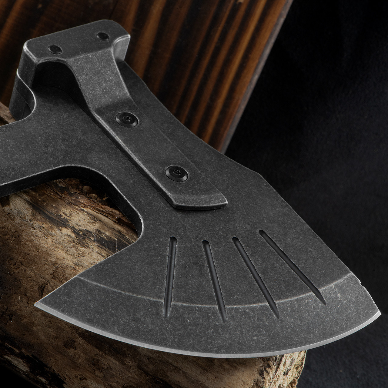 SOG Bushcraft Hatchet | Fixed Blade