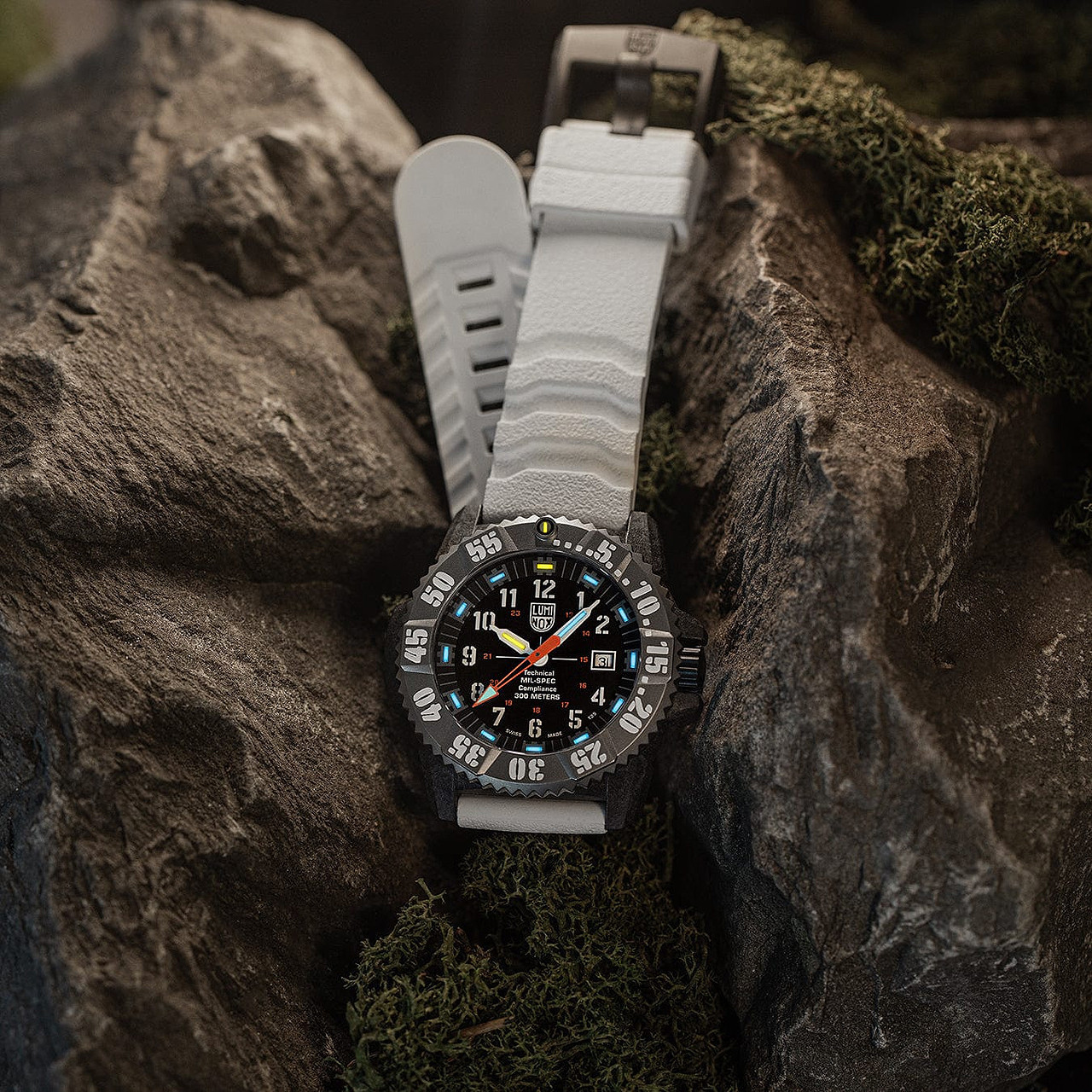 Luminox Mil-Spec Arctic 3350 Military Watch