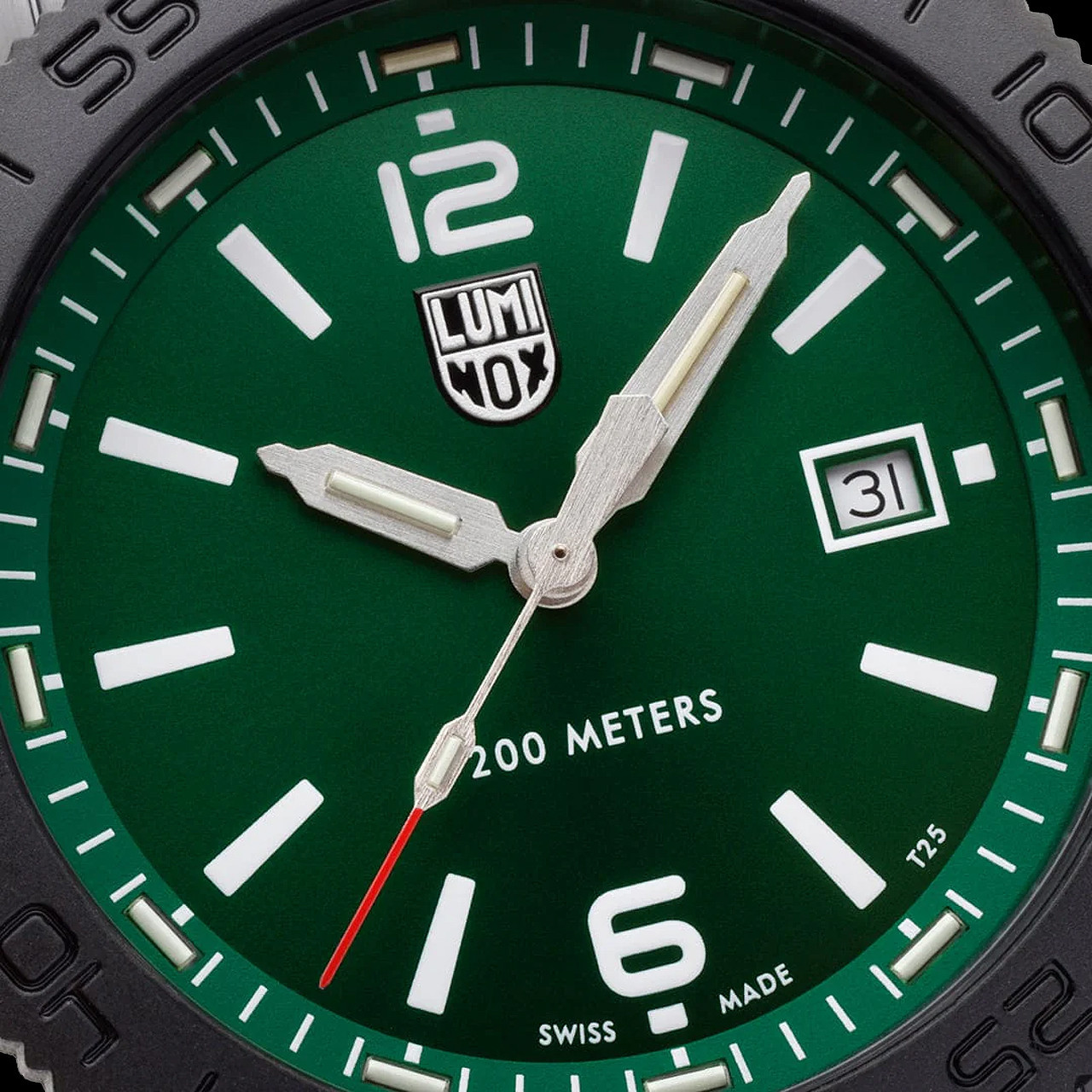 Luminox Pacific Diver 3120 Series Green | Watch