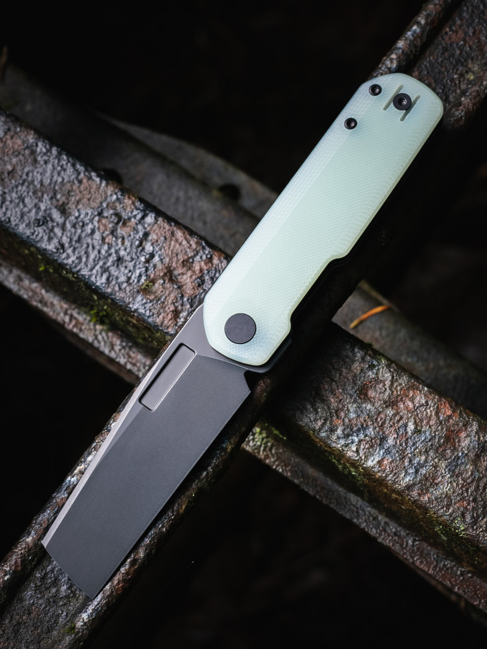 Vero Avid 2 Blackwashed Jade | Folding Pocket Knife