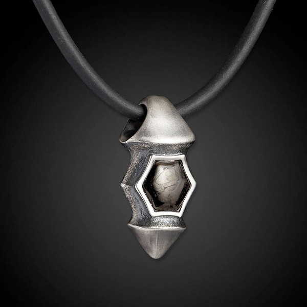 William Henry P35 Force Carbon Fibre