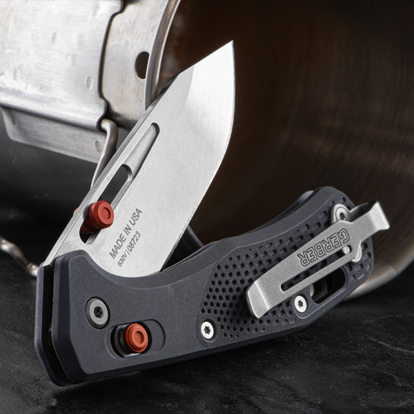 Gerber Assert Pivot Lock Gray