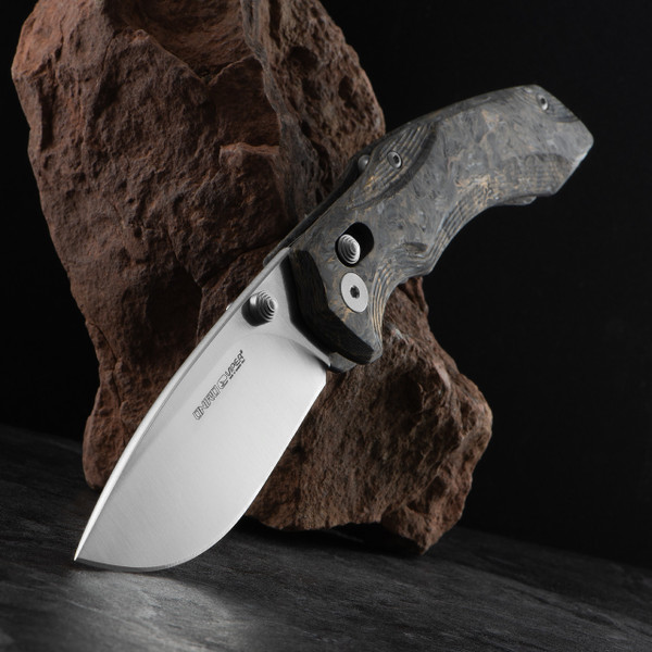 Viper Oniro Dark Matter Carbon Fibre Folding Knife